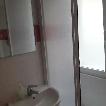 Il Riposo Del Guerriero Guesthouse Genoa Room photo